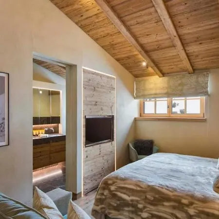 5br Elegant Gestaltete Mit Sauna Apartment