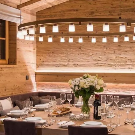 Apartamento 5br Elegant Gestaltete Mit Sauna Sankt Anton am Arlberg